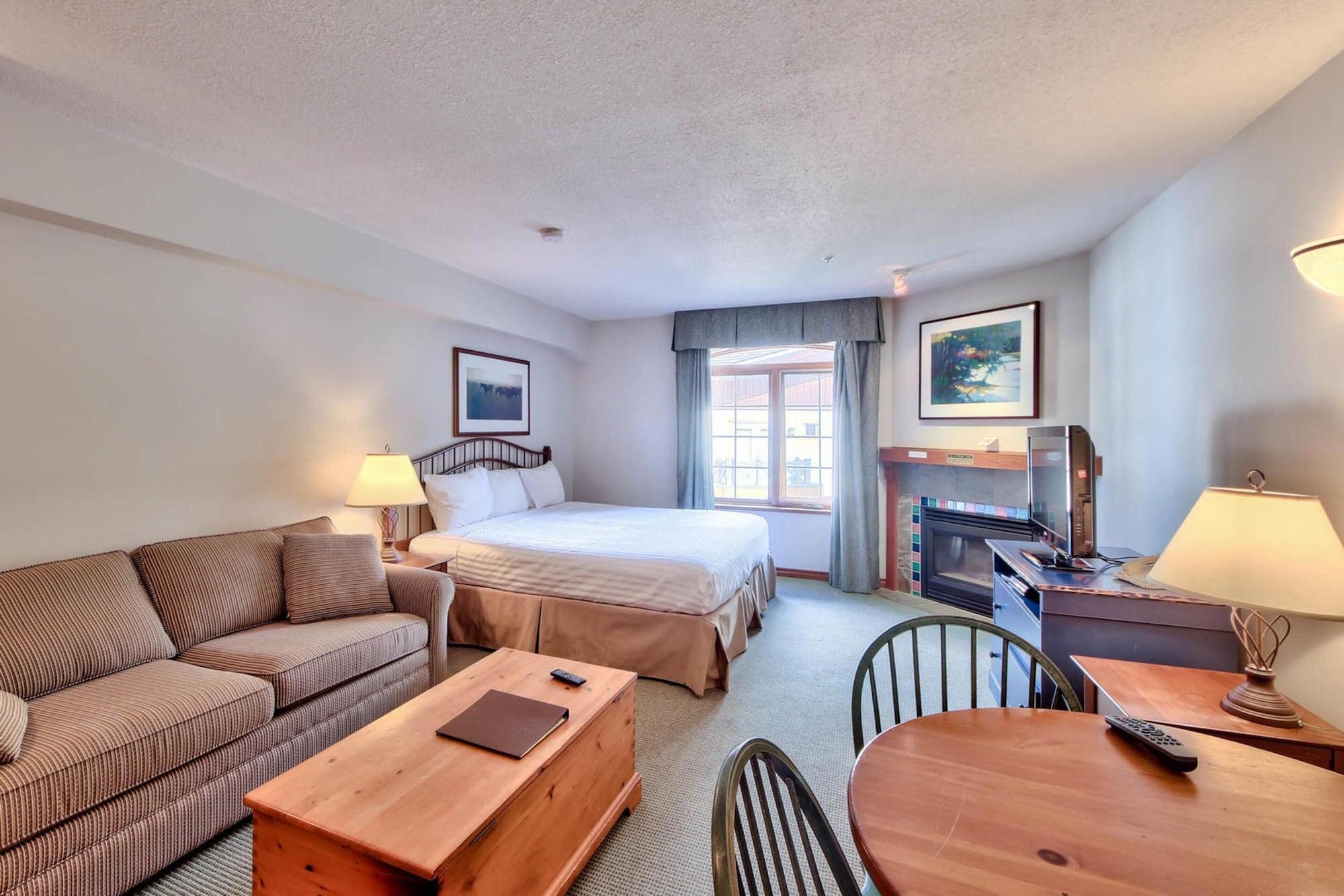 Hearthstone Lodge Sun Peaks Ngoại thất bức ảnh