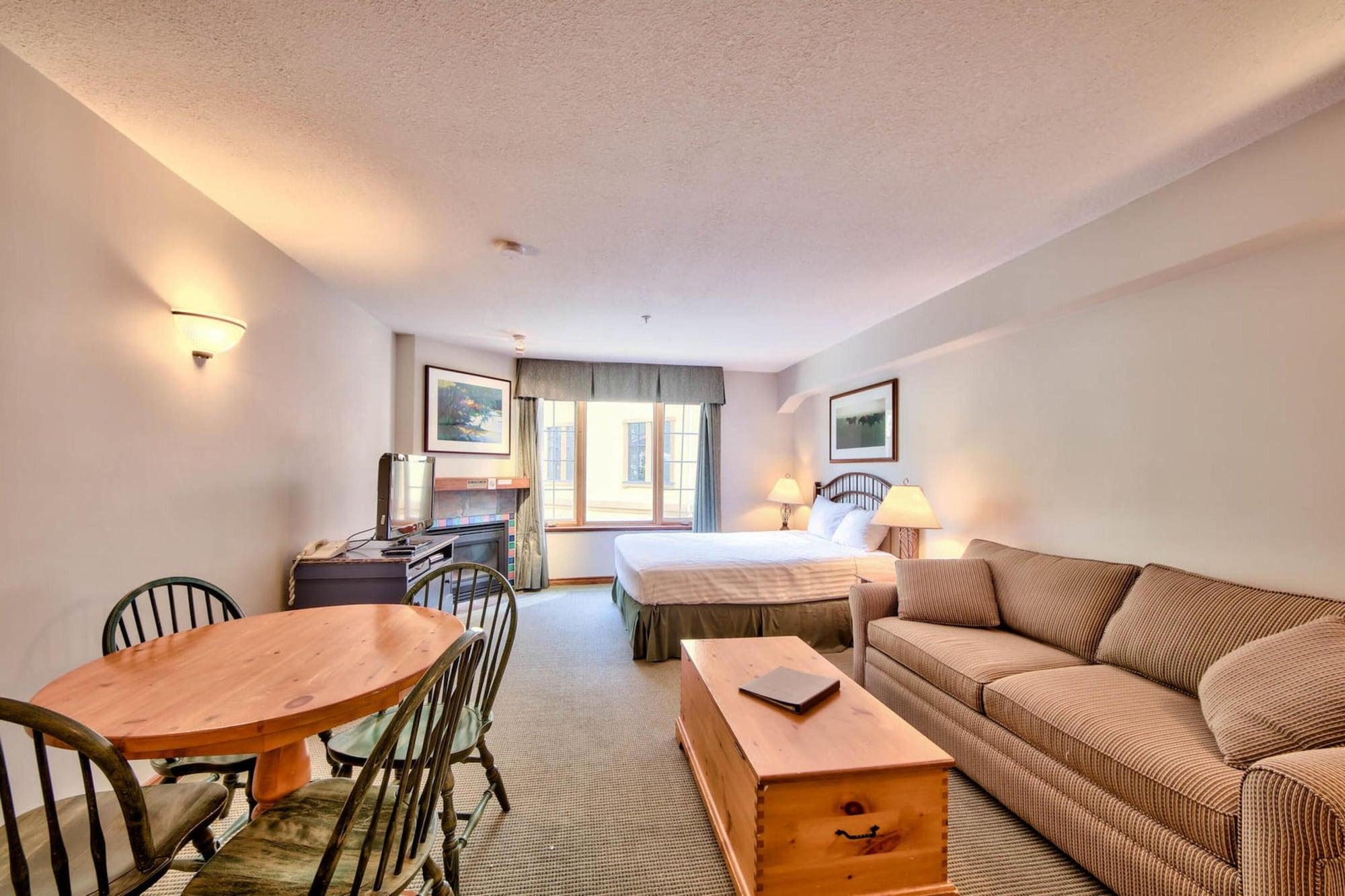 Hearthstone Lodge Sun Peaks Ngoại thất bức ảnh