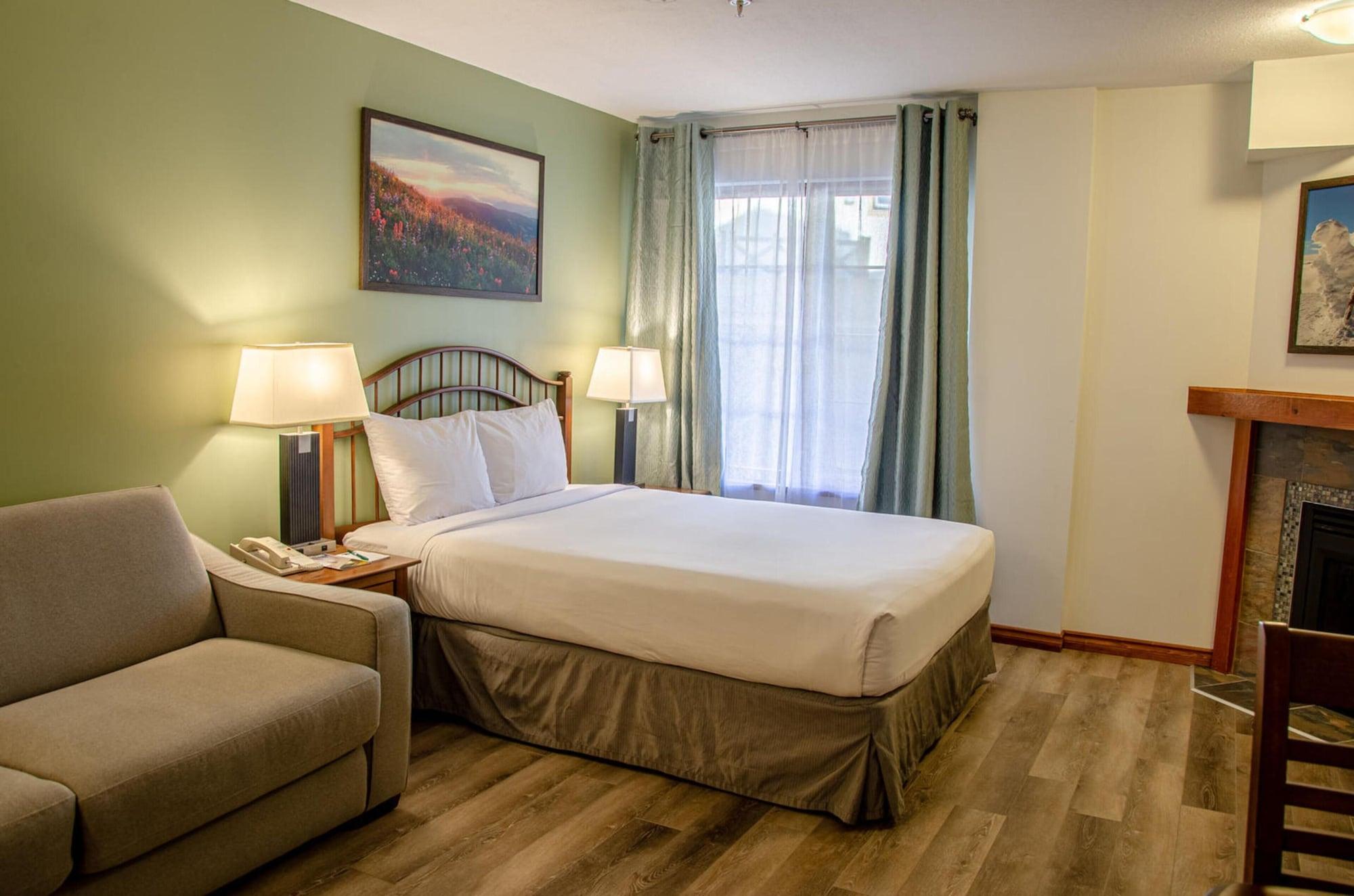 Hearthstone Lodge Sun Peaks Ngoại thất bức ảnh