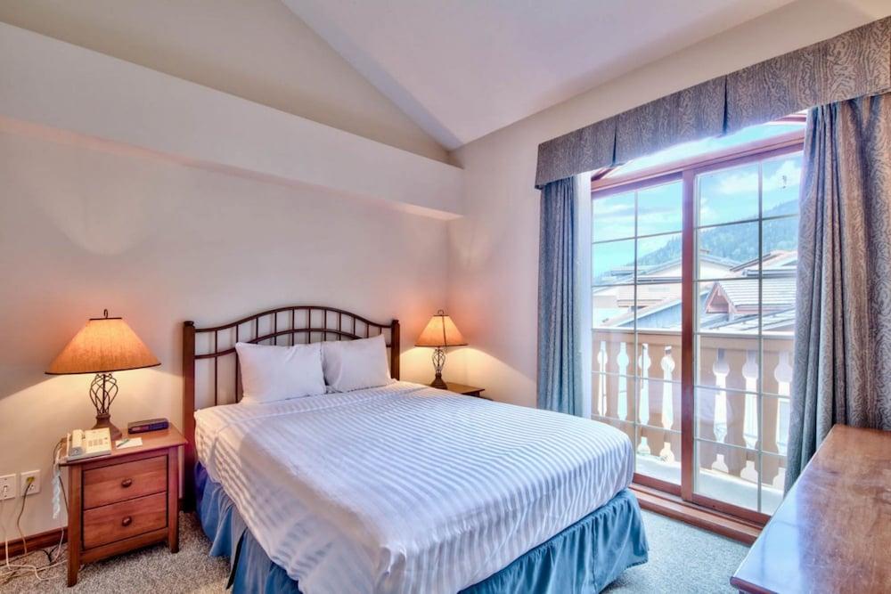 Hearthstone Lodge Sun Peaks Ngoại thất bức ảnh