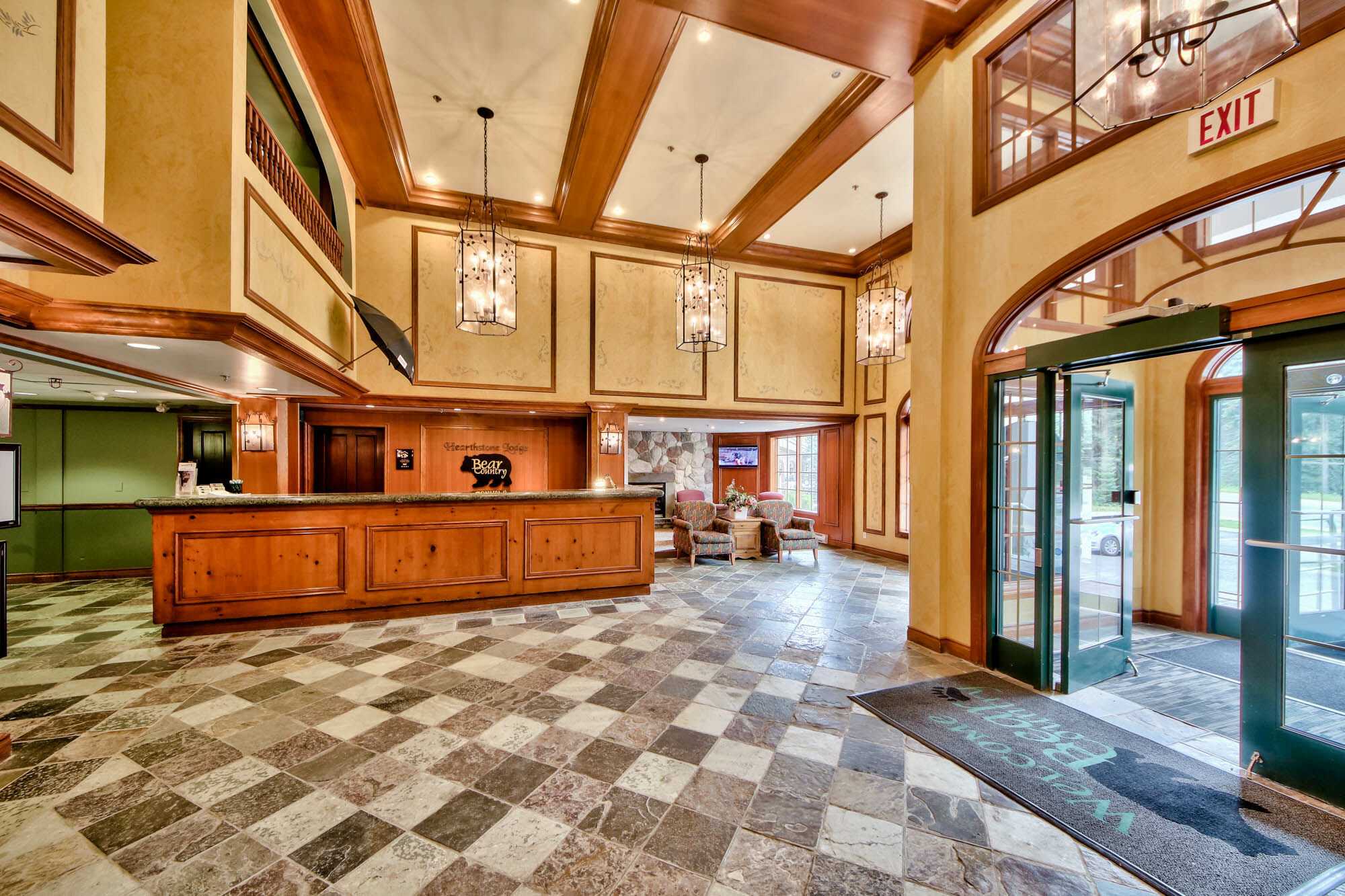 Hearthstone Lodge Sun Peaks Ngoại thất bức ảnh